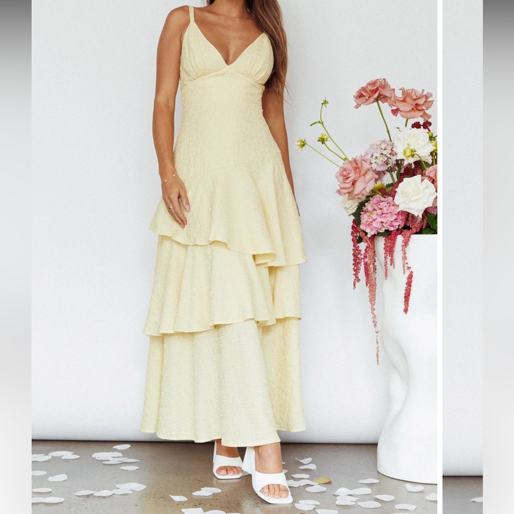 Selfie Leslie Pale Yellow Tiered Maxi Skirt Dress